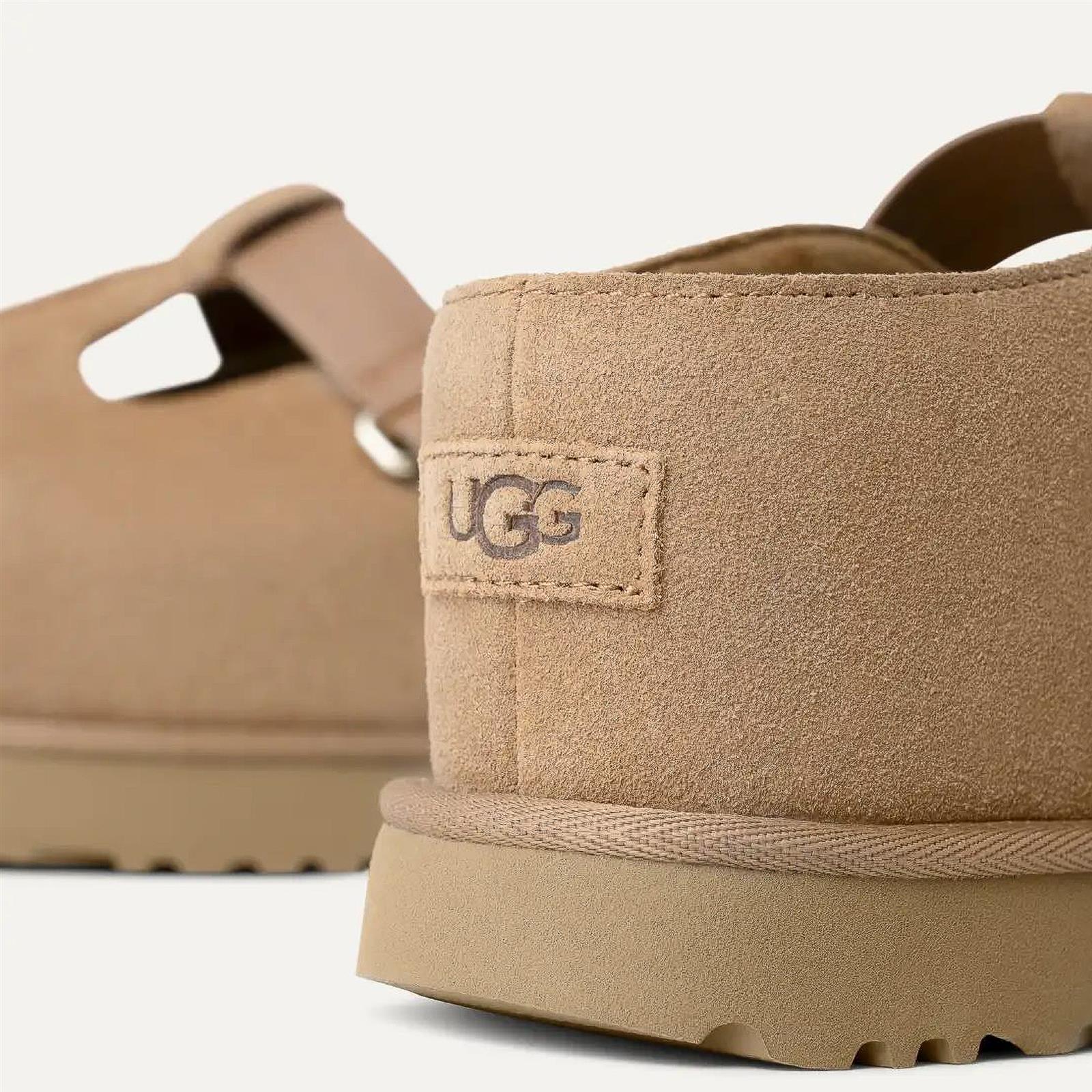 סנדל UGG בצבע בז