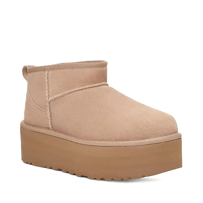 מגף UGG בצבע בז