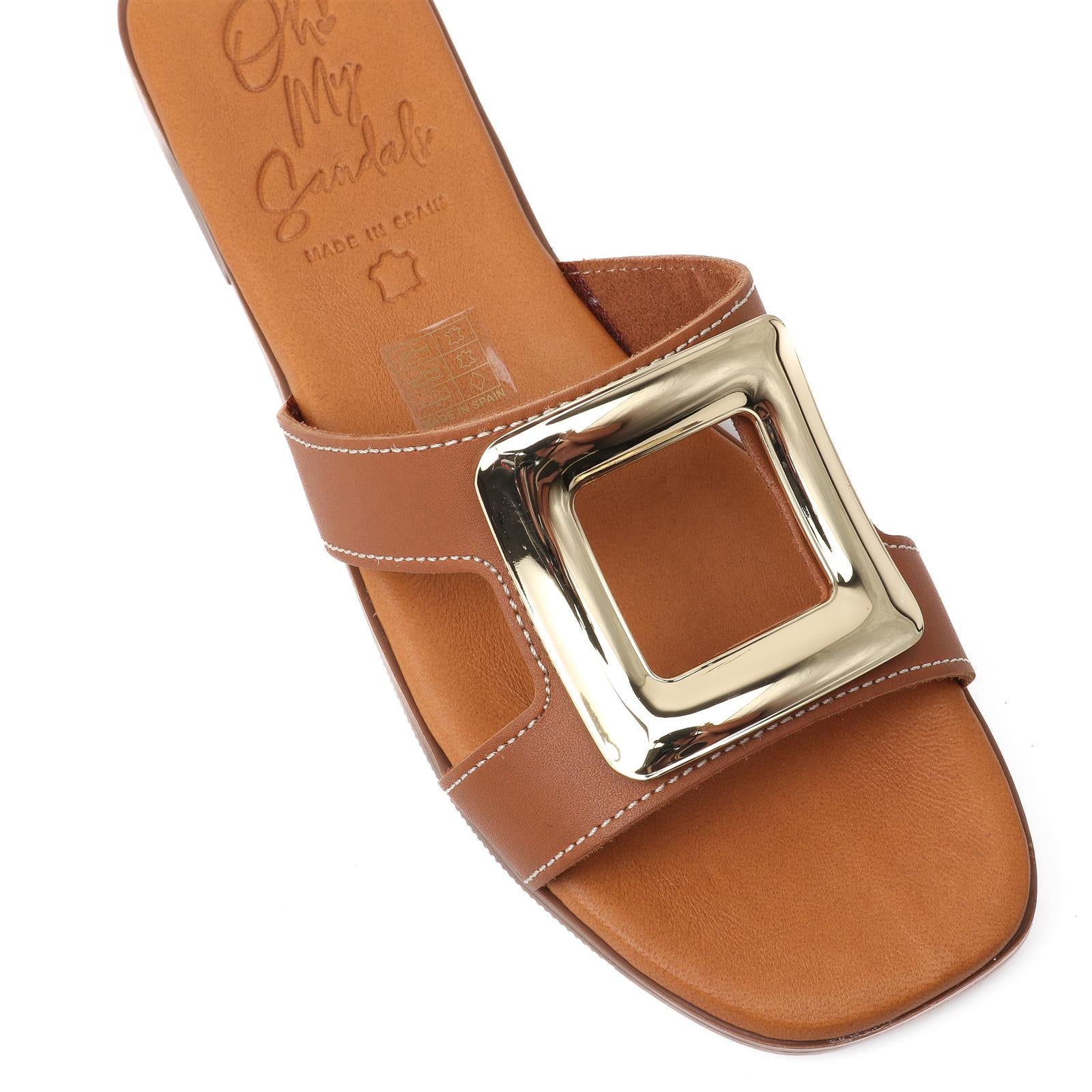 כפכף Sandals בצבע חום