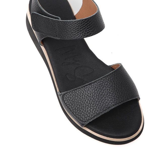 סנדל Sandals בצבע שחור
