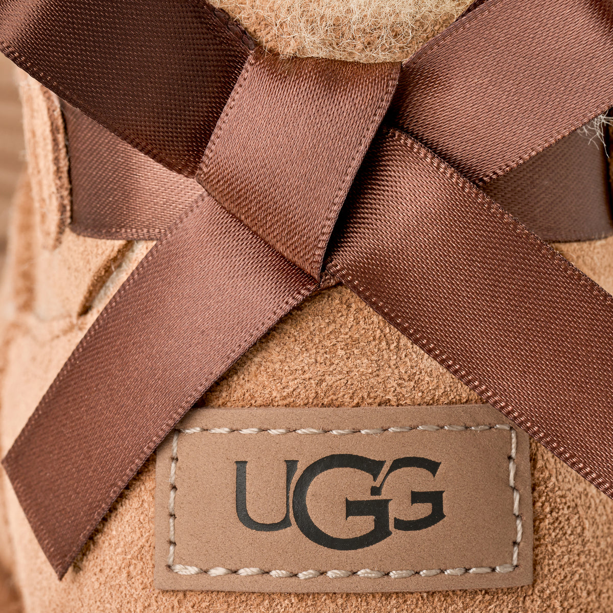 UGG ULTRA MINI BAILEY BOW 1185491 מגפון זמש קאמל