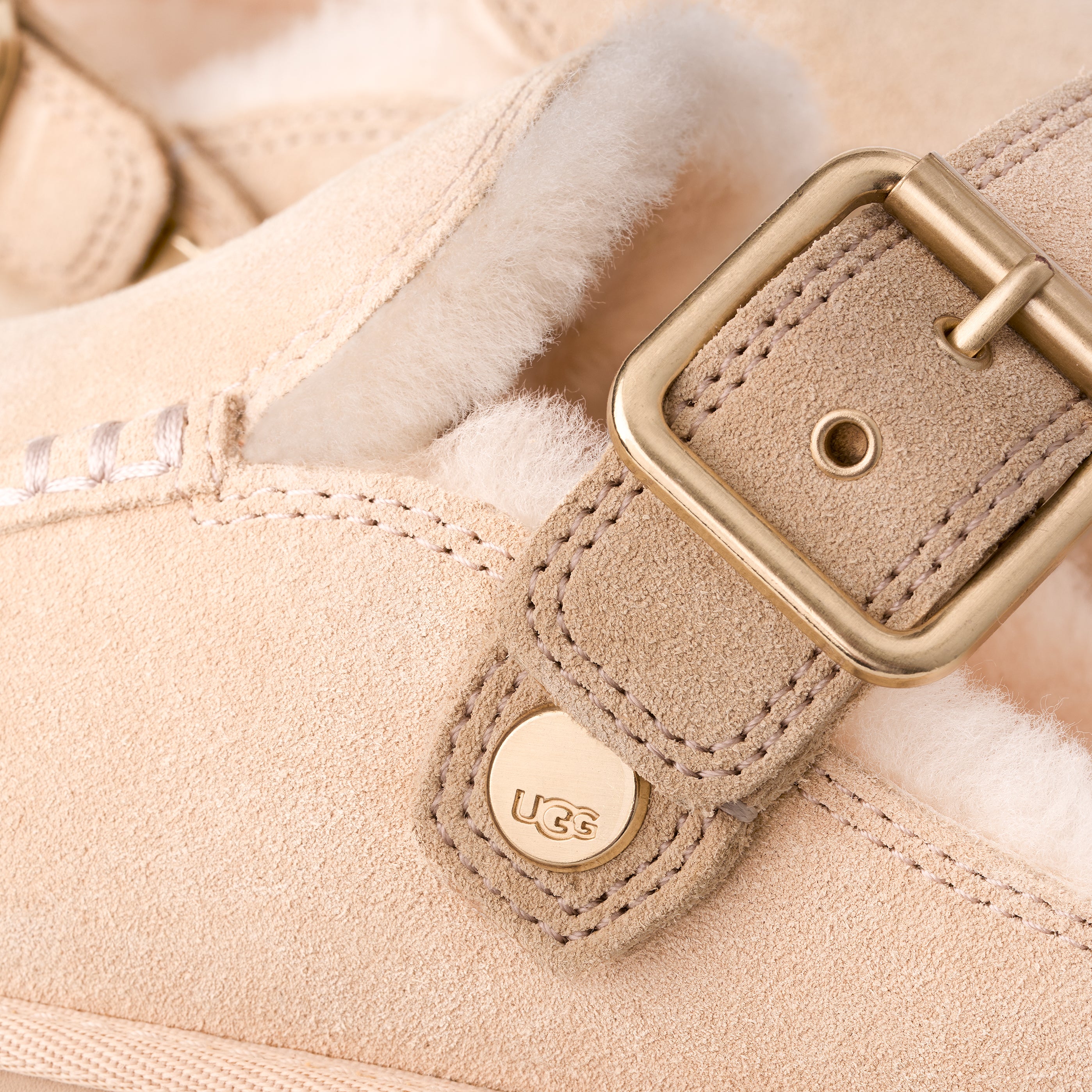UGG Goldenstar Evelina Clog 1180251 סנד כפכף זמש מרופד