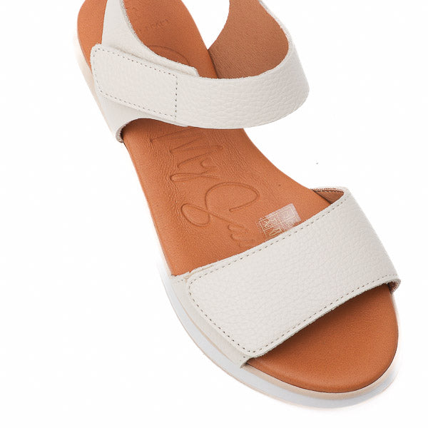 סנדל Sandals בצבע בז