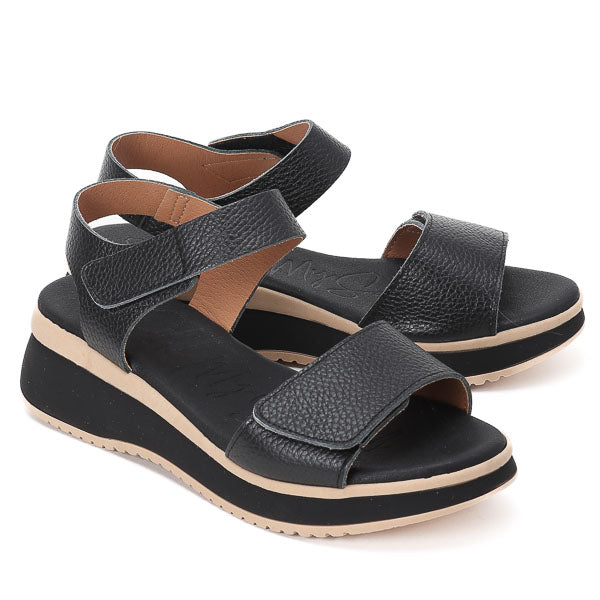 סנדל Sandals בצבע שחור