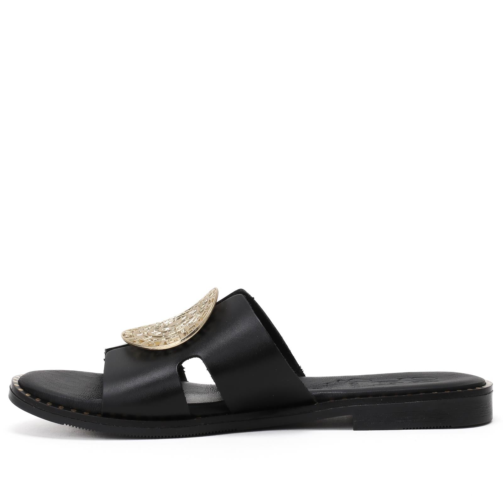 כפכף Sandals בצבע שחור