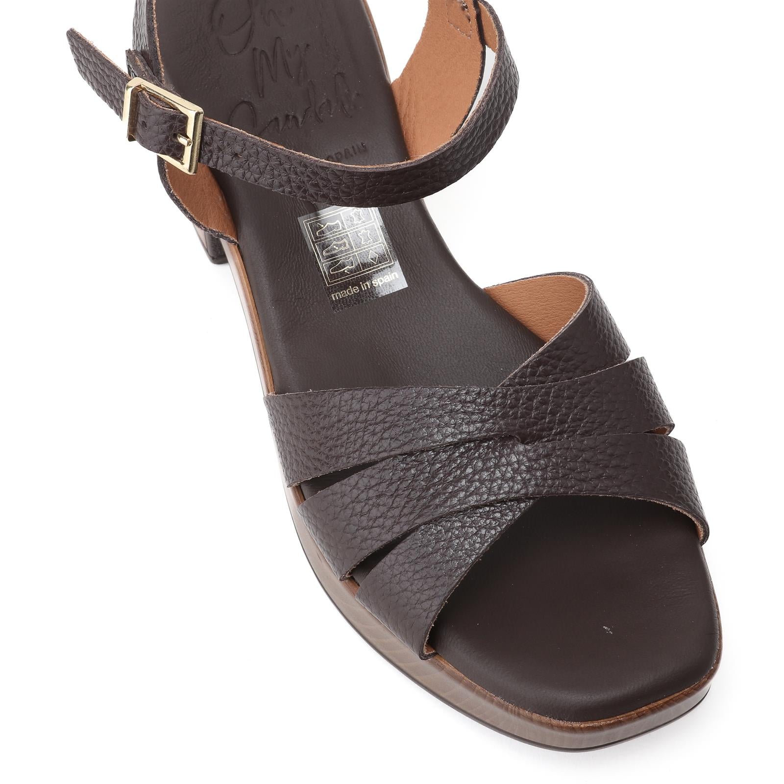 סנדל Sandals בצבע חום