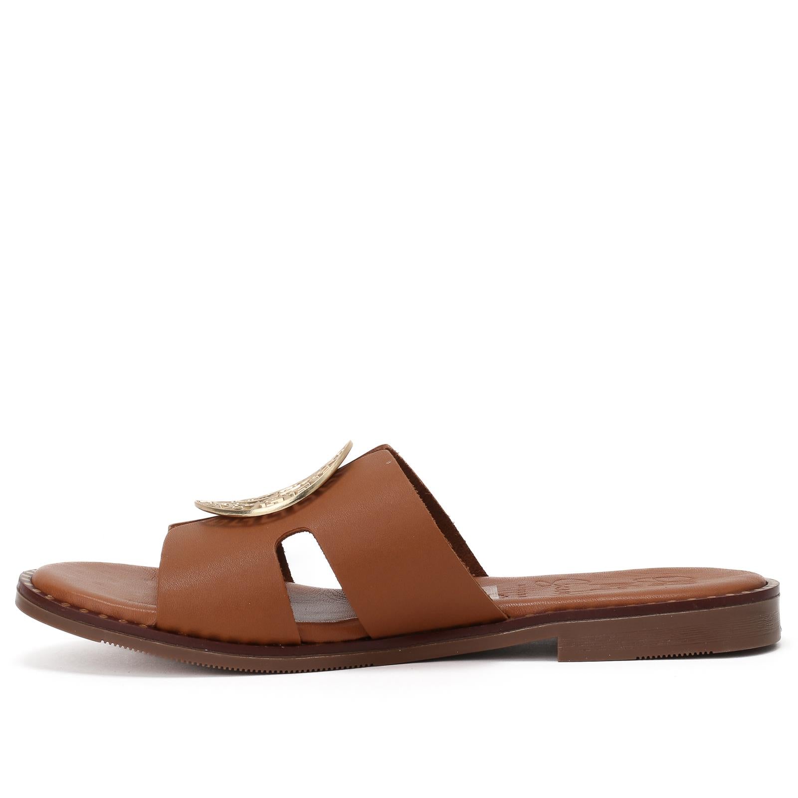 כפכף Sandals בצבע קאמל