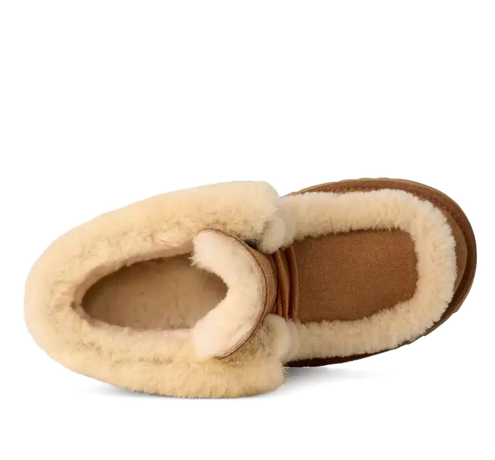 מגף UGG בצבע קאמל