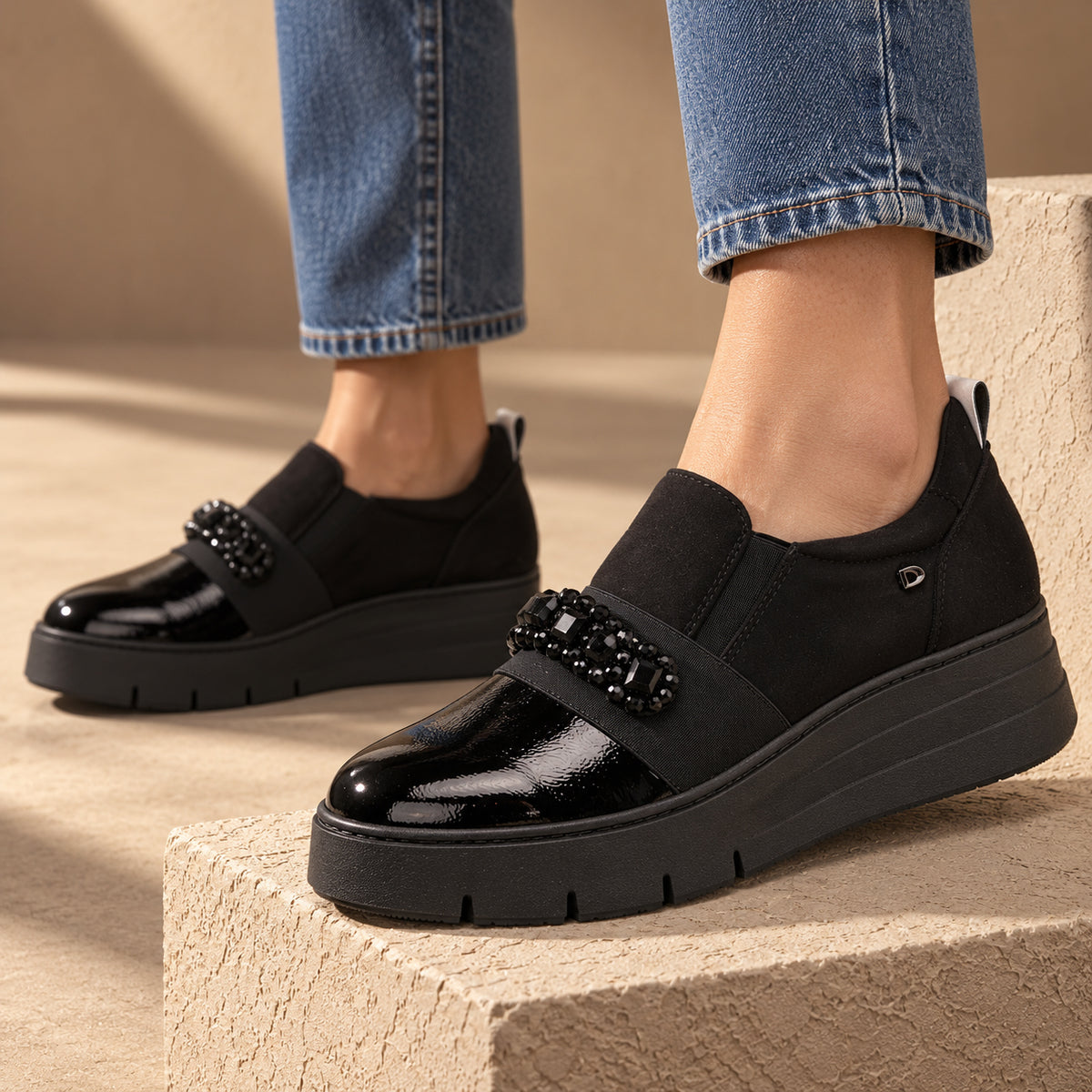 DSVIOLA שחור נעל סליפ־און לק וזמש bingo-shoes