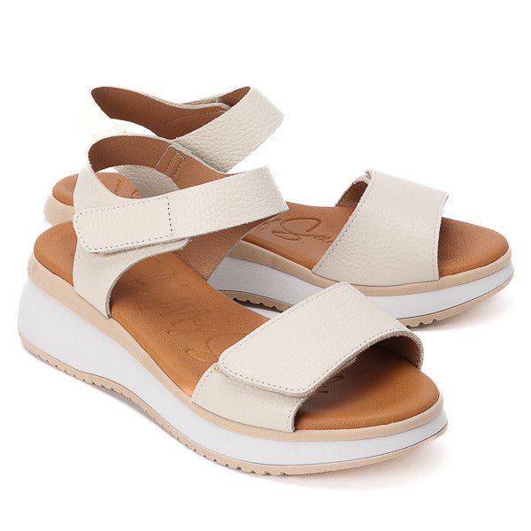 סנדל Sandals בצבע בז