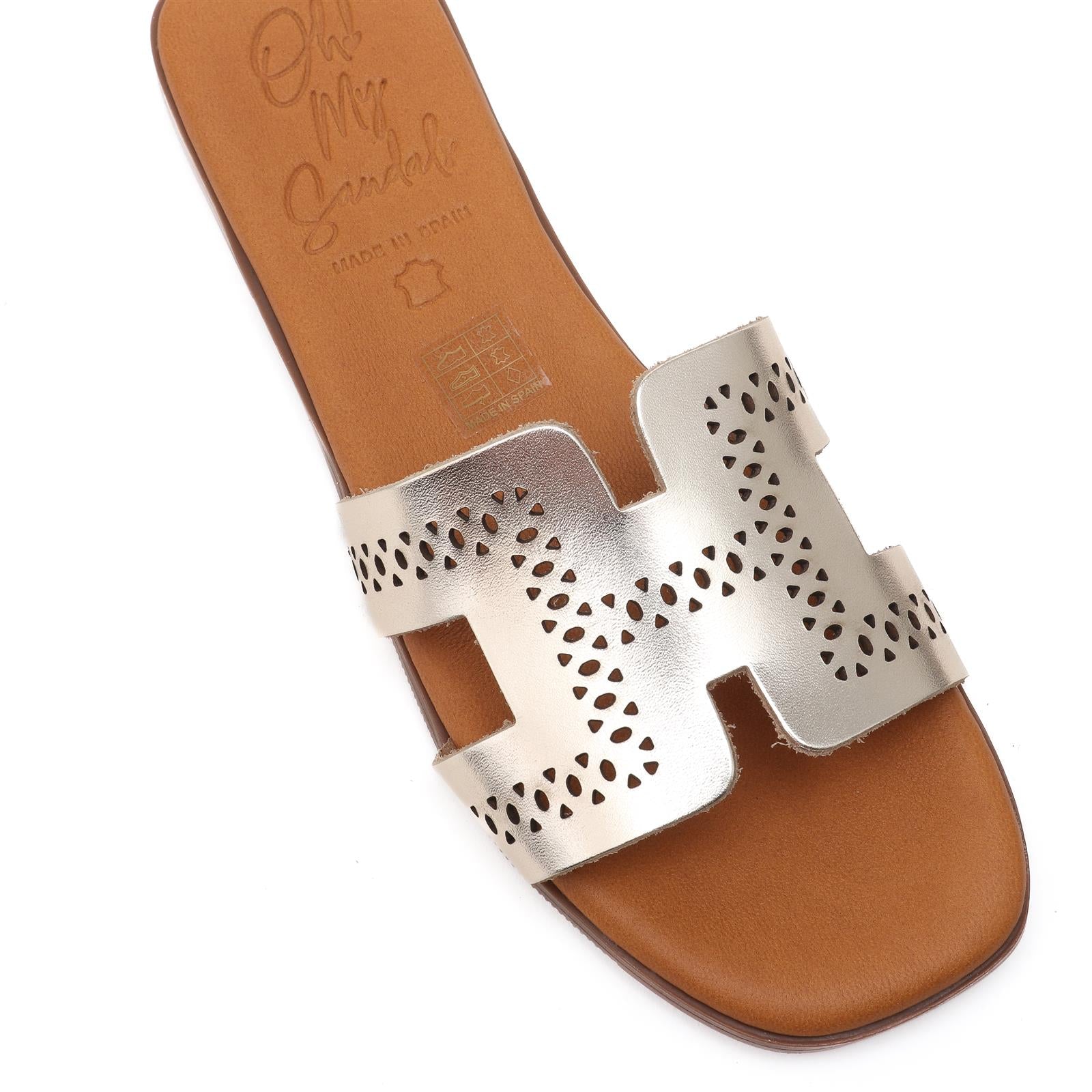 כפכף Sandals בצבע זהב