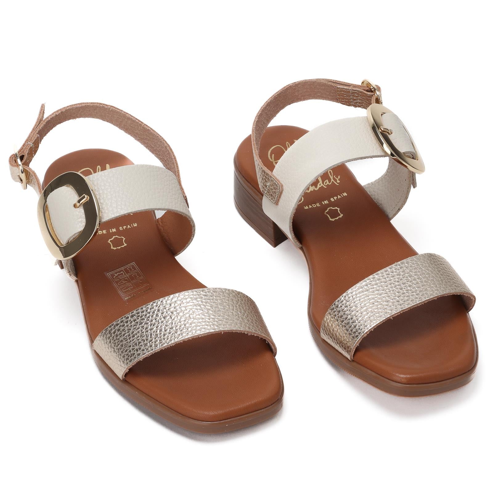 סנדל Sandals בצבע זהב