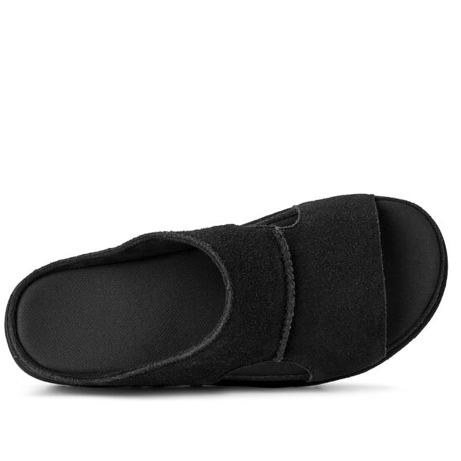 כפכף UGG בצבע שחור