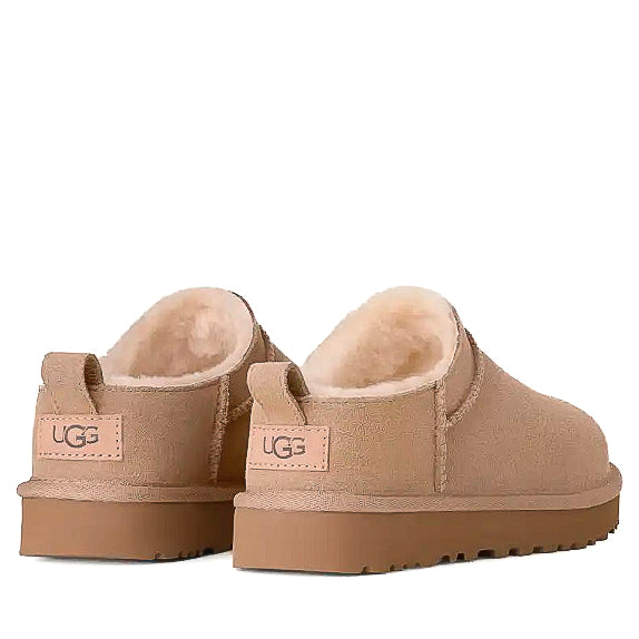 נעליים UGG בצבע בז