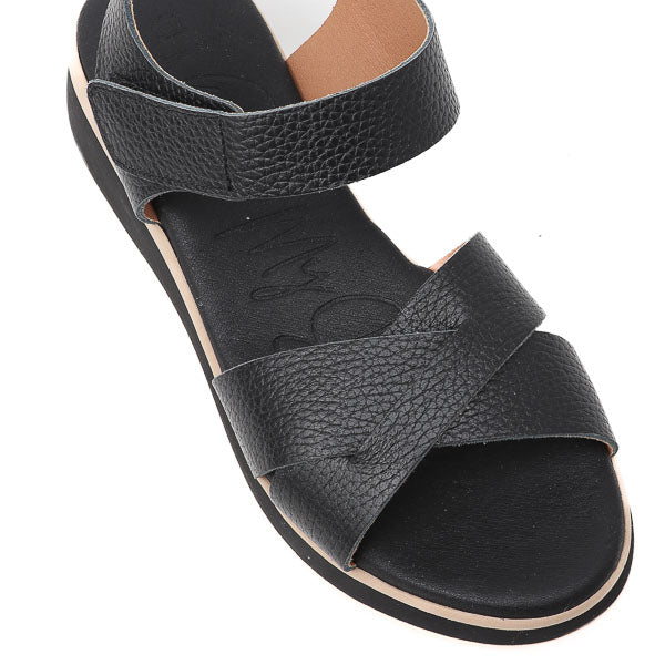 סנדל Sandals בצבע שחור