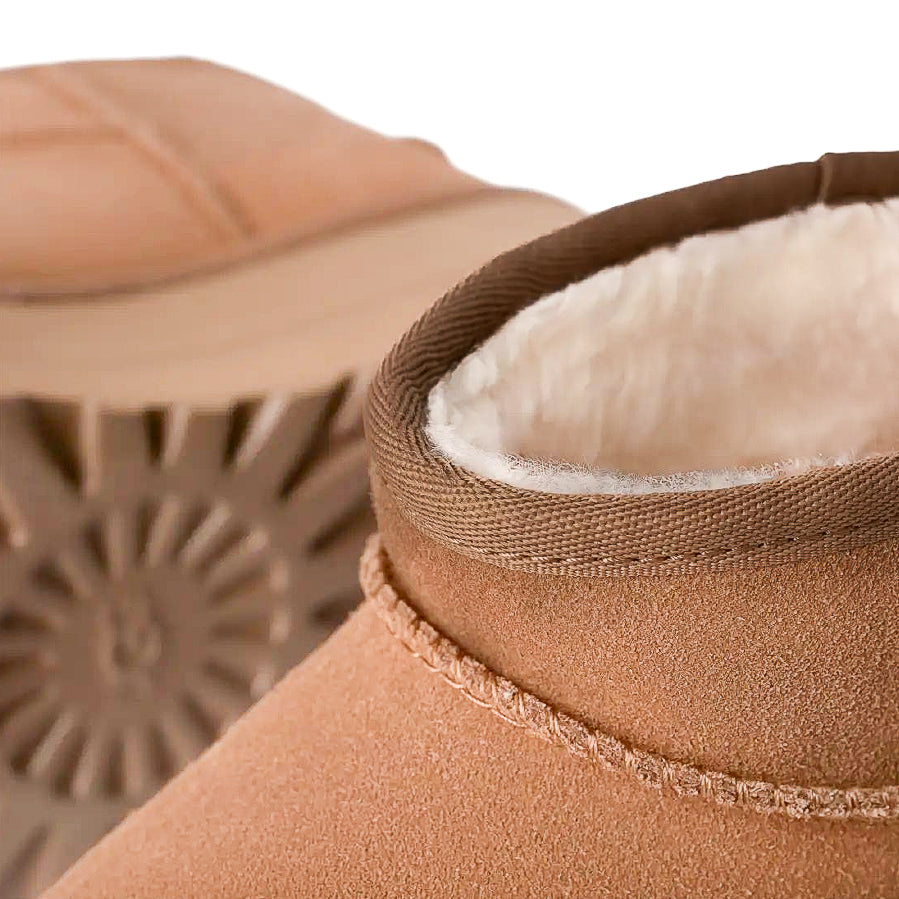 מגף UGG בצבע קאמל