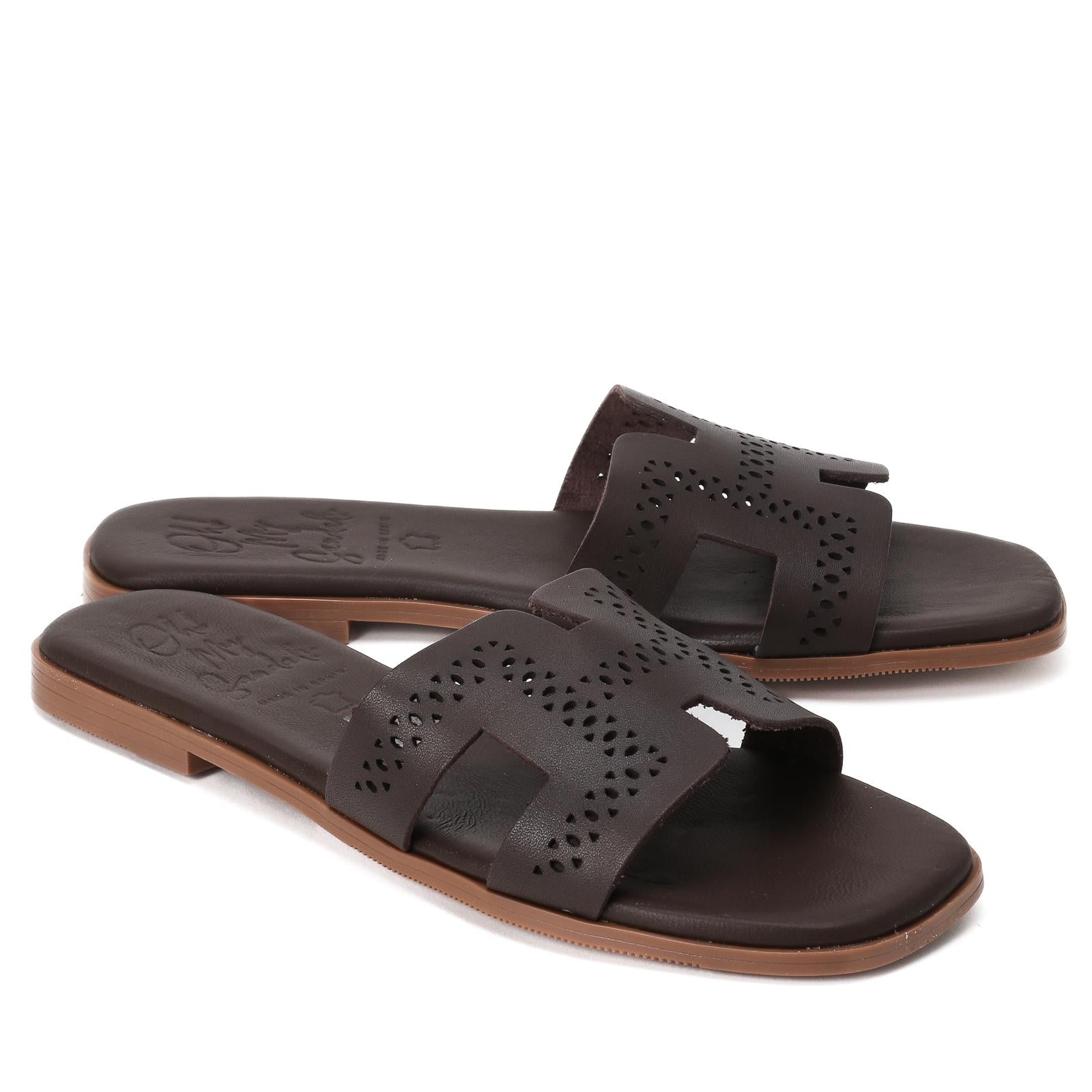 כפכף Sandals בצבע חום