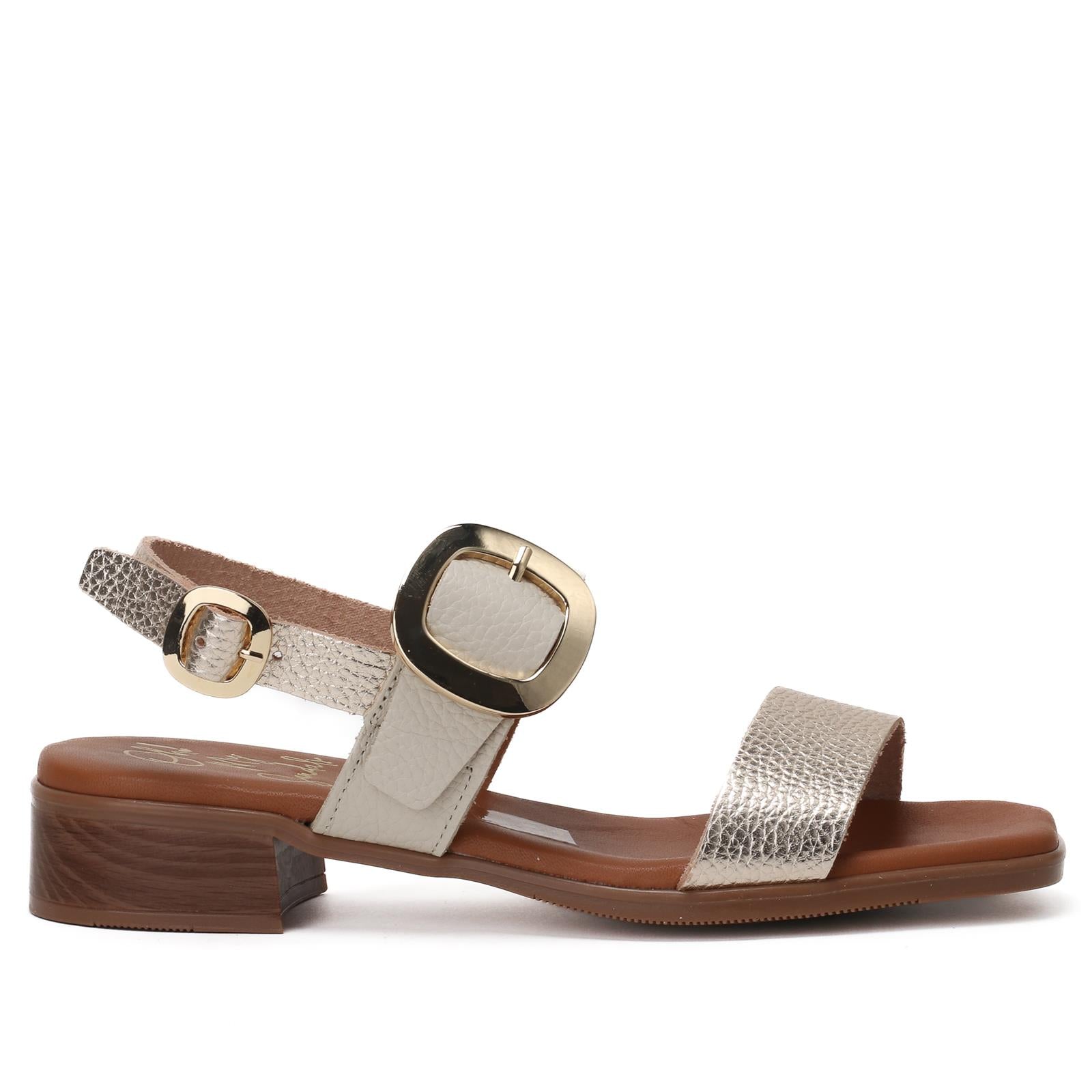 סנדל Sandals בצבע זהב