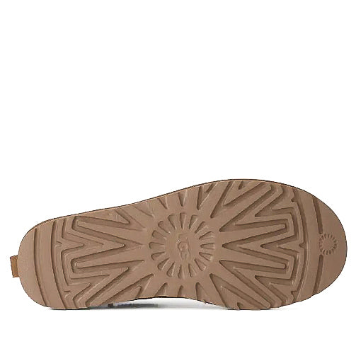 מגף UGG בצבע קאמל